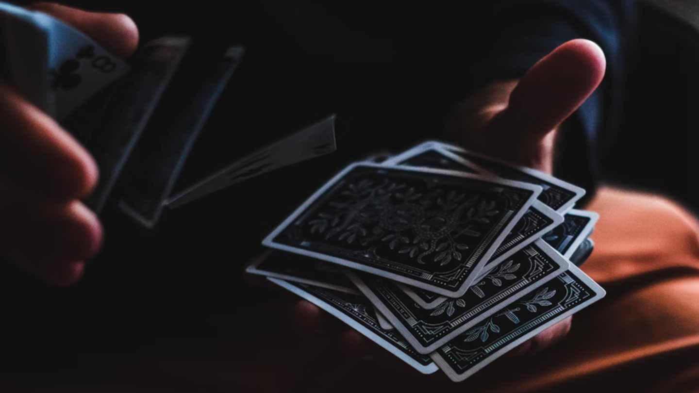 Baccarat Super Six: Rules, Payouts, and How to Play