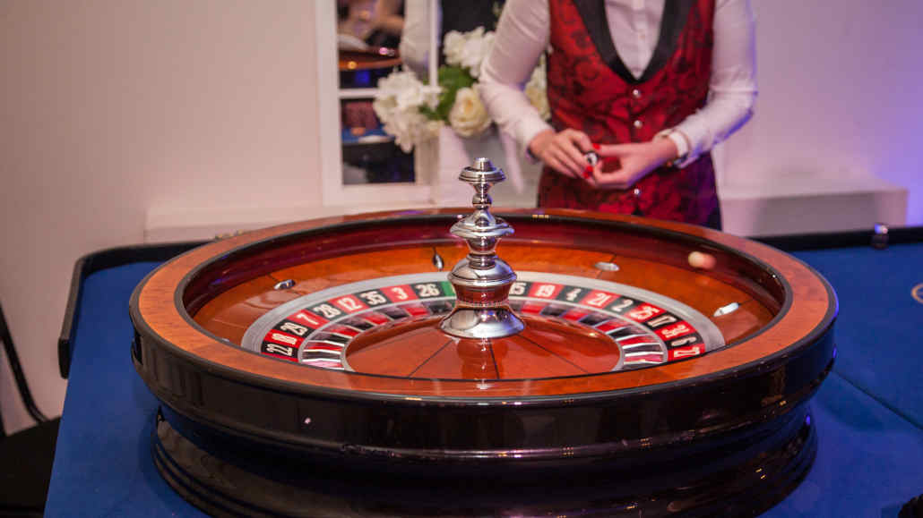 Cheating at Roulette: Methods, Risks, & Why Not to Try