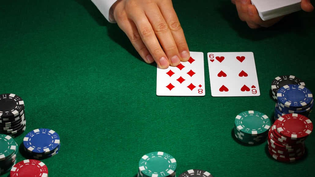 Counting Outs in Poker: A Simple Guide for Beginners