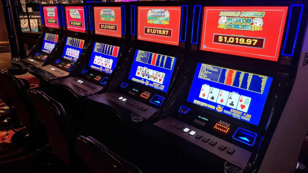 5 Top Benefits of Playing Online Video Poker in 2024