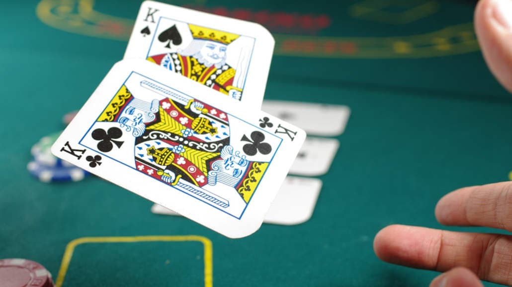 5 Fun Ideas for an Unforgettable Home Casino Night